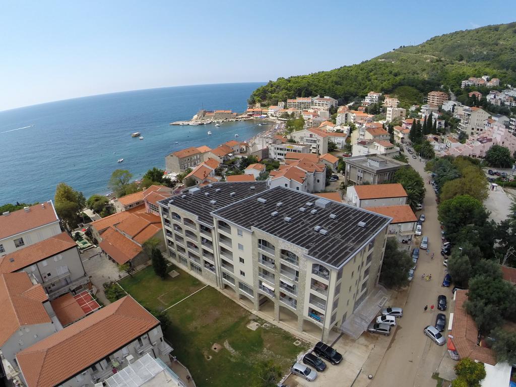 Apartments Oaza 2 Petrovac Екстер'єр фото